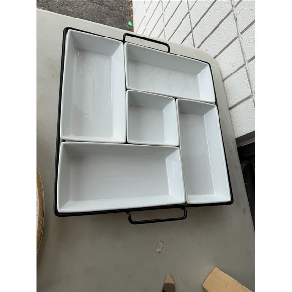 Serving tray