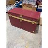 Image 1 : Large chest