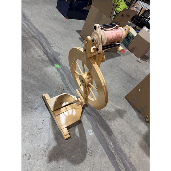 Spinning wheel item