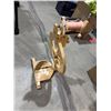 Image 2 : Spinning wheel item