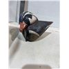 Image 1 : Signed pottery bird