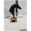 Image 1 : Horse trophy signed jill McKinney?