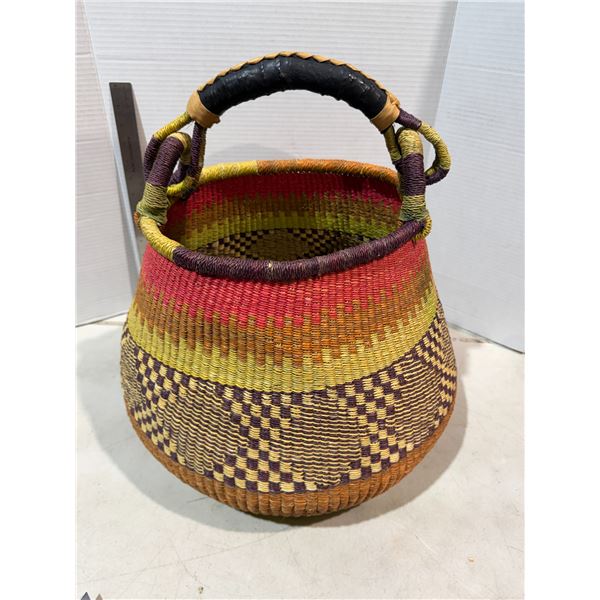 Woven basket