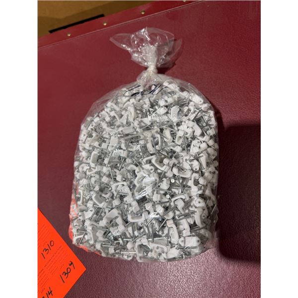 1000 cable clips