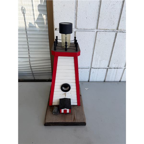 Lighthouse, solar powered de