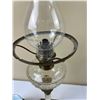 Image 2 : Vintage Oil Lamp with Green Shade