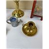 Image 3 : Candleholders and Decor