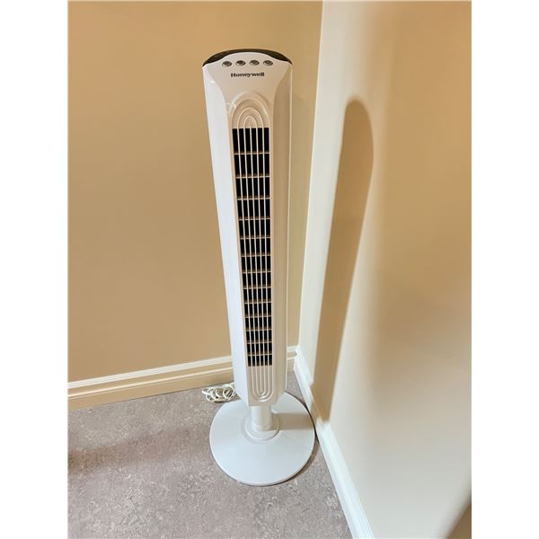 Honeywell Standing Fan