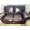 Image 1 : Lane Leather Loveseat