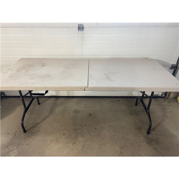 6' Folding Table