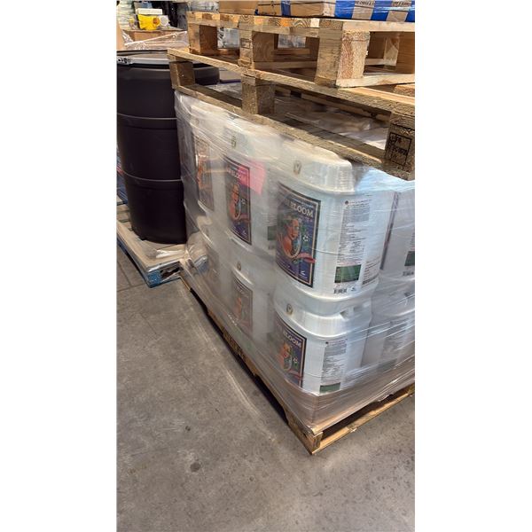 32 CONTAINERS OF SENSI GROW PART B 2-4-8 23 LITER