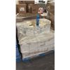Image 1 : ALASKAN WINDSHIELD DE-ICER (445G) FAST-ACTING, SPRAY-ON AEROSOL 45 BOXES 12/BOX