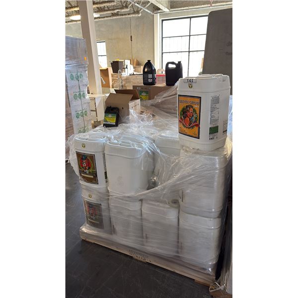 BULK COMMERCIAL NUTRIENT LOT INCL SENSI GROW PART A 3-0-0, CONNOISSEUR GROW PART B 1-2-4 AND