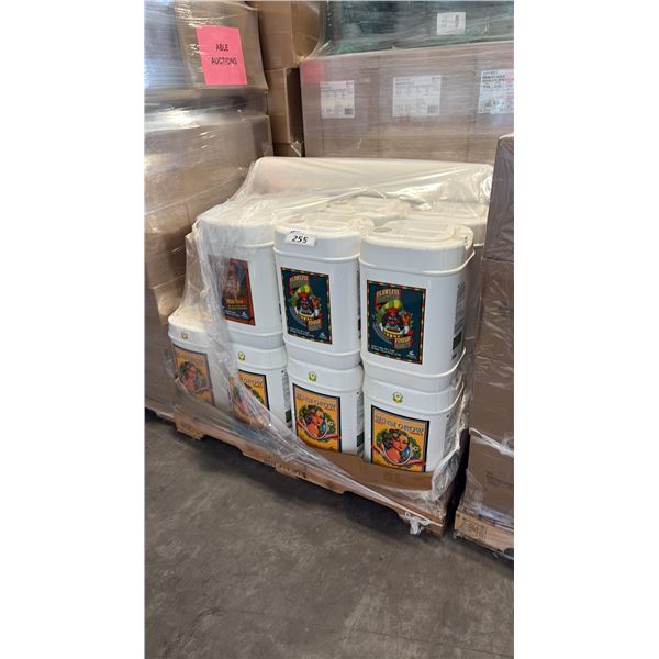 BULK COMMERCIAL NUTRIENT INCL FLAWLESS FINISH 23L, SENSI GROW PART B 1-2-6 AND MORE
