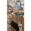 Image 1 : 5 BOXES OF 10 2' DRY RACKS & 20 4'X4' BEDDING LINERS