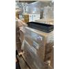Image 1 : PALLET OF 5"X20" GREENHOUSE TRAYS & PLANTABLE POTS