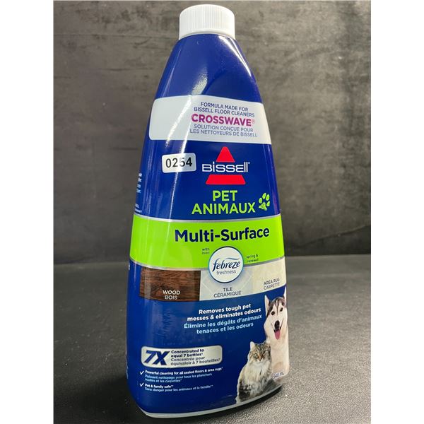 BISSELL Pet Multi-Surface Carpet Cleaner (946ml) Removes Tough Pet Messes/Odours - New
