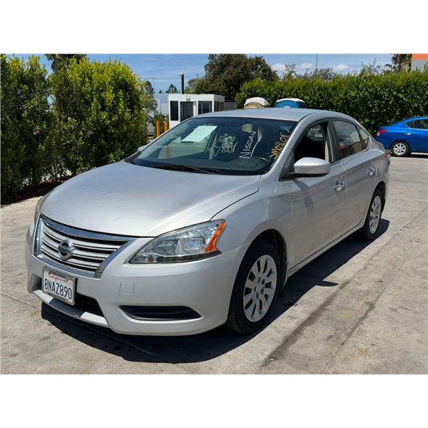 NISS SENTRA 2015 O/S-WAIT/TITLE- SMOG