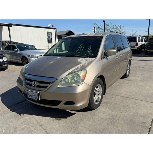HOND ODYSSEY  2005 T-DONATION