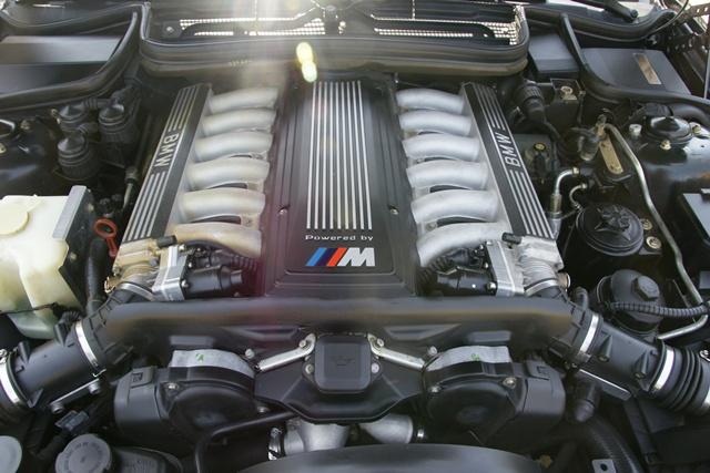 1995 BMW 850 CSI