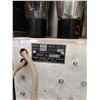 Image 5 : * Antique Victor "Globe Trotter" Tube Radio, Untested, As is - Cannot Ship - Dolly Not Included