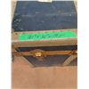 Image 2 : * Vintage Eatonia Metal Storage Chest - Cannot Ship, Dolly Not Included
