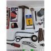 Image 4 : Spark Plug Socket, Torpedo Level, Sae Hex Key Set, Hammer, Utility Knife, Electrical Tape, Scissors