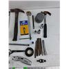 Image 5 : Spark Plug Socket, Torpedo Level, Sae Hex Key Set, Hammer, Utility Knife, Electrical Tape, Scissors
