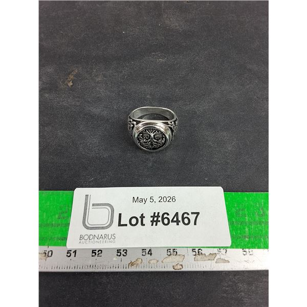 Costume Ring - Size 11