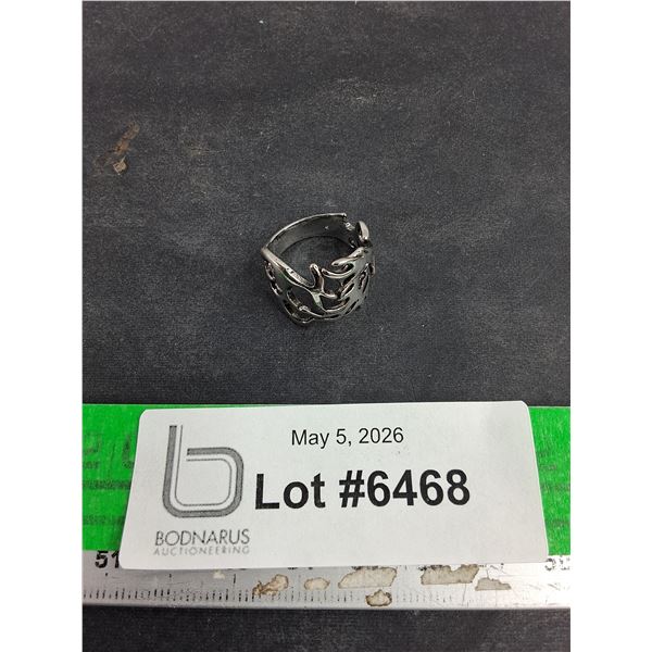 Costume Ring - Size 7