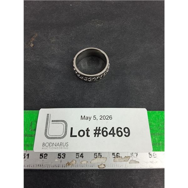 Costume Ring - Size 11