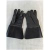 Image 2 : Pair of Large Faux Leather Motorcycle Gloves