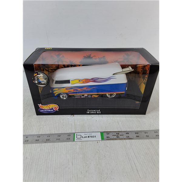 Hot Wheel Collectibles, VW Drag Bus - NIB