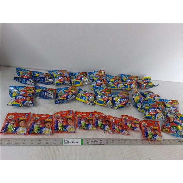 Bags of Stackable Figurines & Bags of Gob Smax JNR