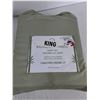 Image 5 : King Sized Bamboo Bed Sheet & Mattress Protector