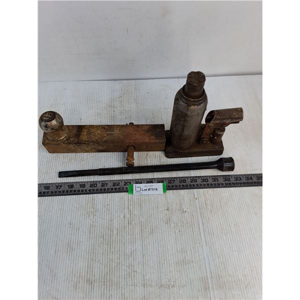 Trailer Hitch ? lbs, Hydraulic Jack, Tire Iron - PICK UP