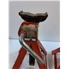Image 3 : (2) Motomaster Axle Stands 2 Ton Capacity, Cannot Ship