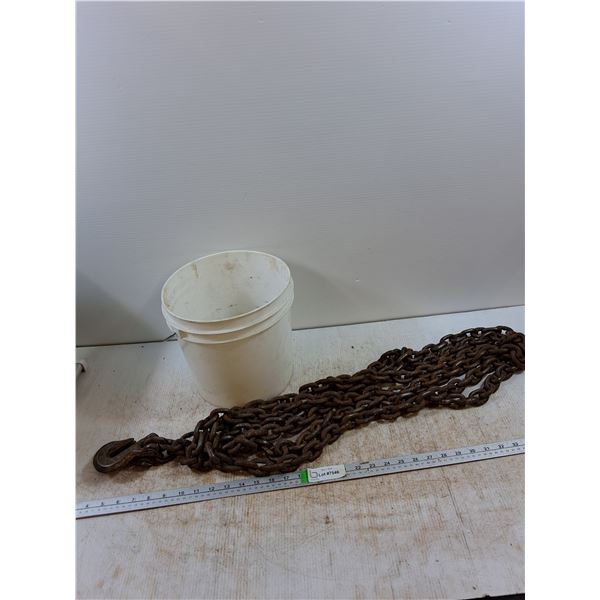 *Metal 10 Foot Chain , Plastic Bucket 9" Diax9.5", Cannot Ship
