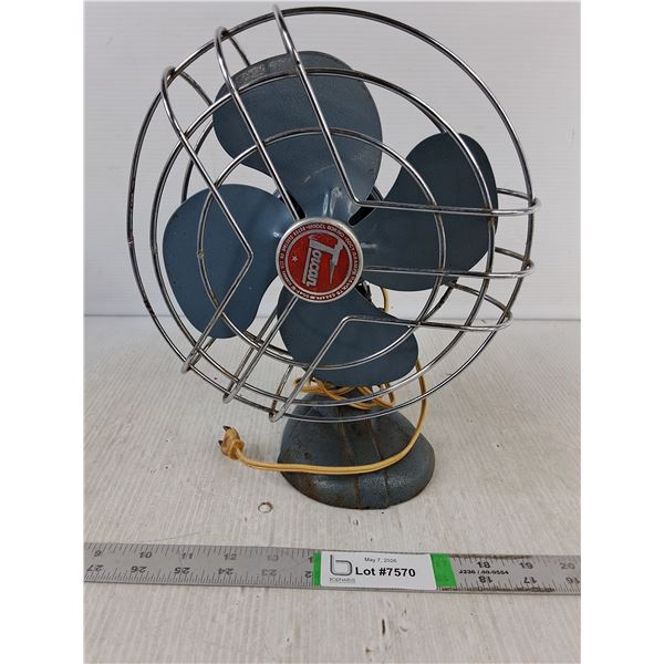 Torcan Small Fan - Powers On