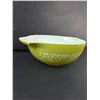 Image 4 : Vintage Pyrex Mixing Bowl- Spring Blossom Green Pattern