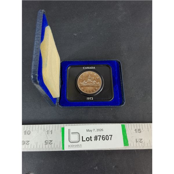 Vintage Canadian One Dollar Coin - 1972