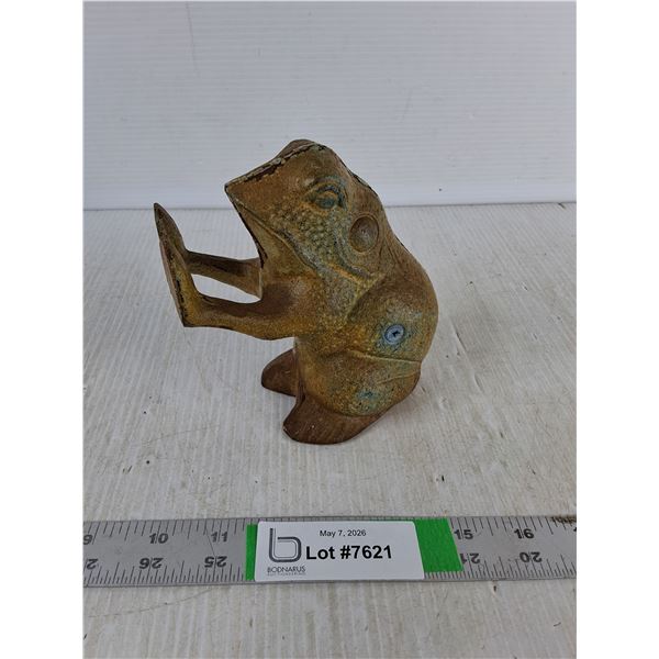 Cast Iron Garden Frog Statue