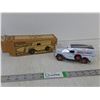 Image 1 : 1936 Ford Panel Van- Die Cast Metal Vehicle