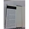 Image 2 : Winter Is Coming - Book