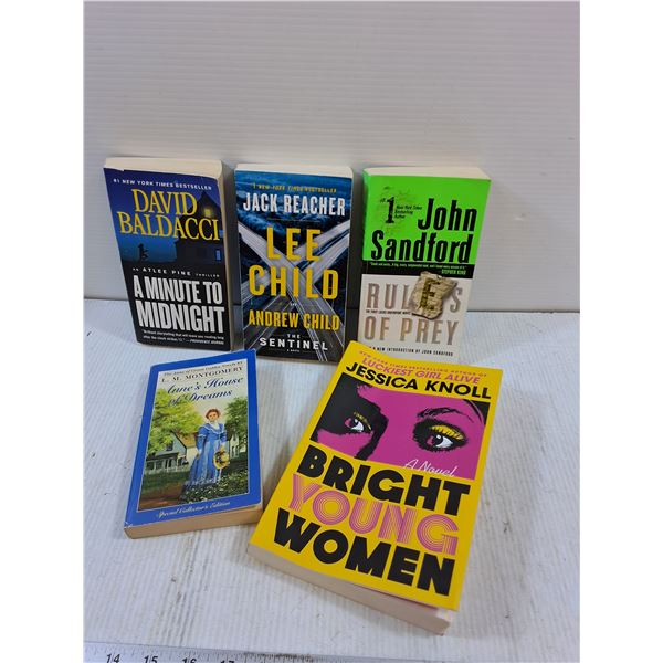 (5) Books: Rules of Prey, A Minute to Midnight, Annes House of Dreams