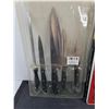 Image 8 : Masterchef Carving Set, Set of Chef's Knives, Assorted Ornaments