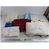 Image 1 : (9) Assorted Towels