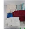 Image 2 : (9) Assorted Towels