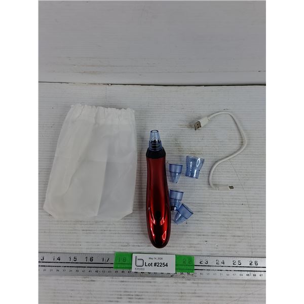 Blackhead Suction Device w/Adapters - As Is