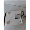 Image 3 : George Foreman Lean Mean Fat Grilling Machine- Powers On, Pickup Preferred